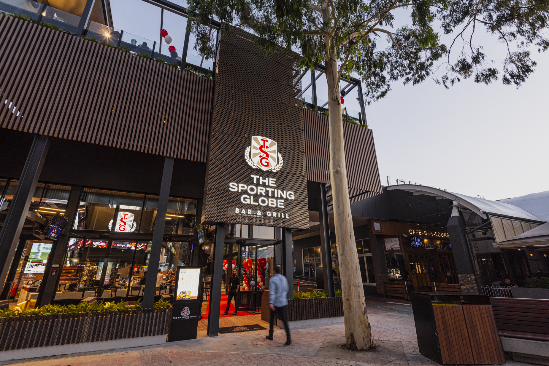 The Sporting Globe Bar & Grill franchises