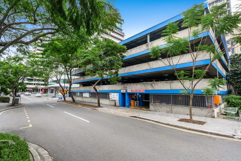 122 Parking Spaces For Sale in Australia