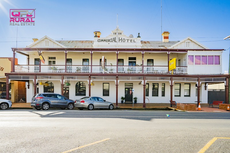 5 Commercial Real Estate Properties For Sale in Lockhart, NSW 2656